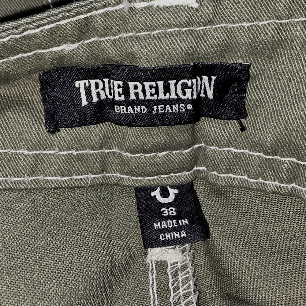 NWT True Religion Cargo SN Pant HS Outline Warped Horseshoe Mens 38 Kalamata